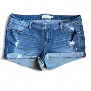 Torrid Size 16 Distressed Denim Shorts Slim Fix Stretch Mid Rise Cuffed